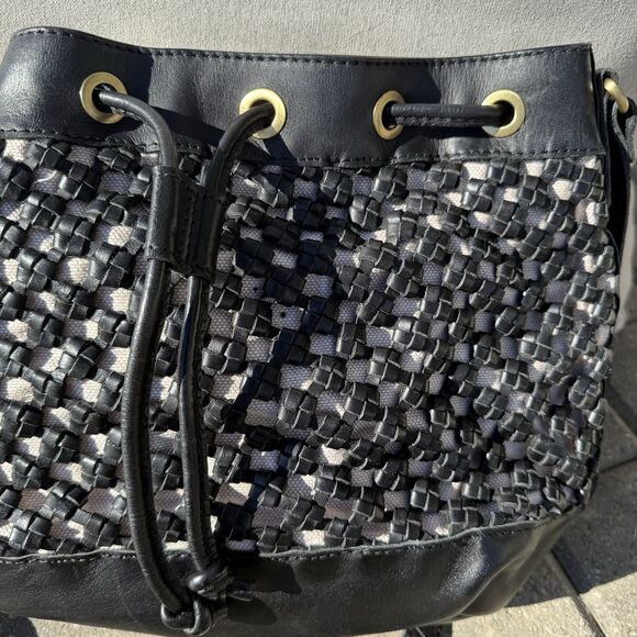 Marta Ponti Portugal Black Leather Woven Crossbody Bag Tan Fabric Great Gift NWT - Picture 3 of 13